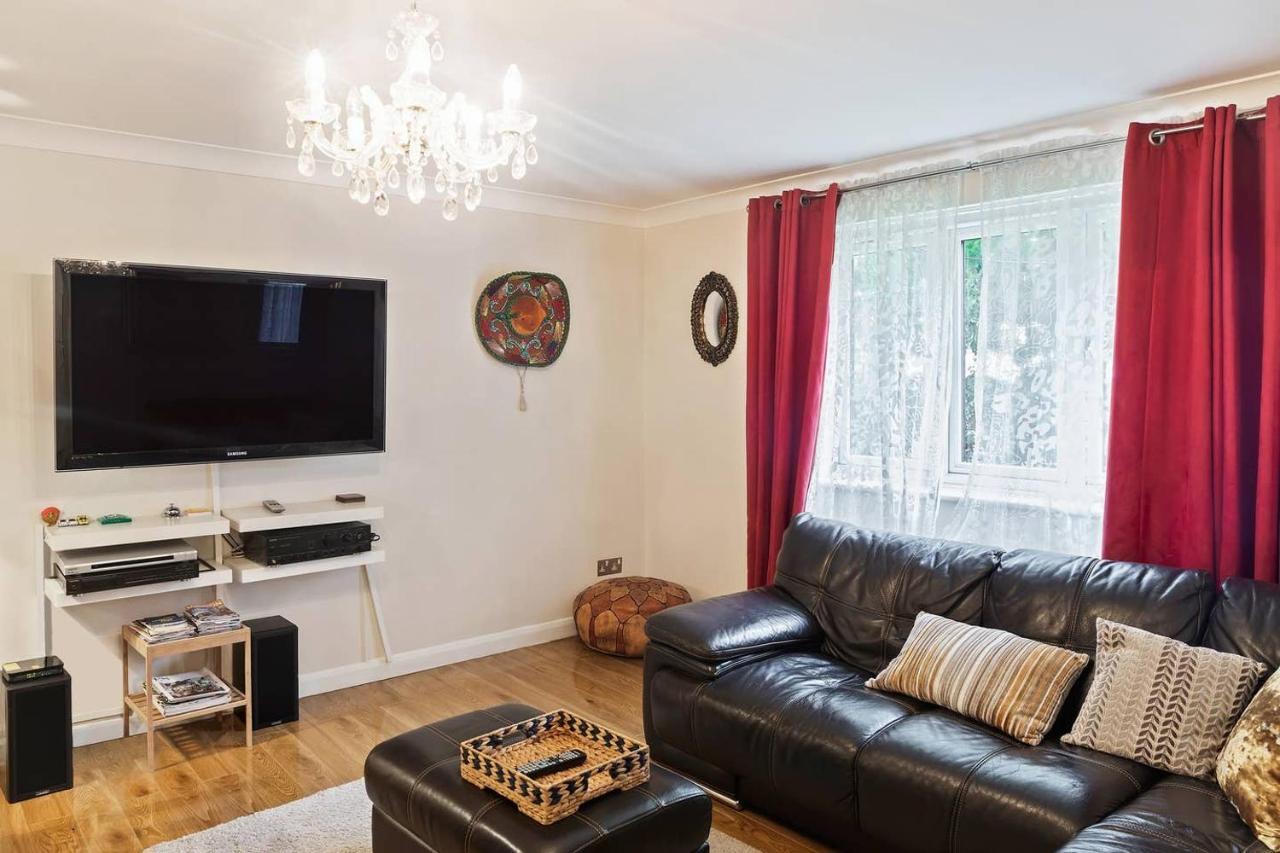 Beautiful And Cosy 2 Bedroom Flat London Exterior foto