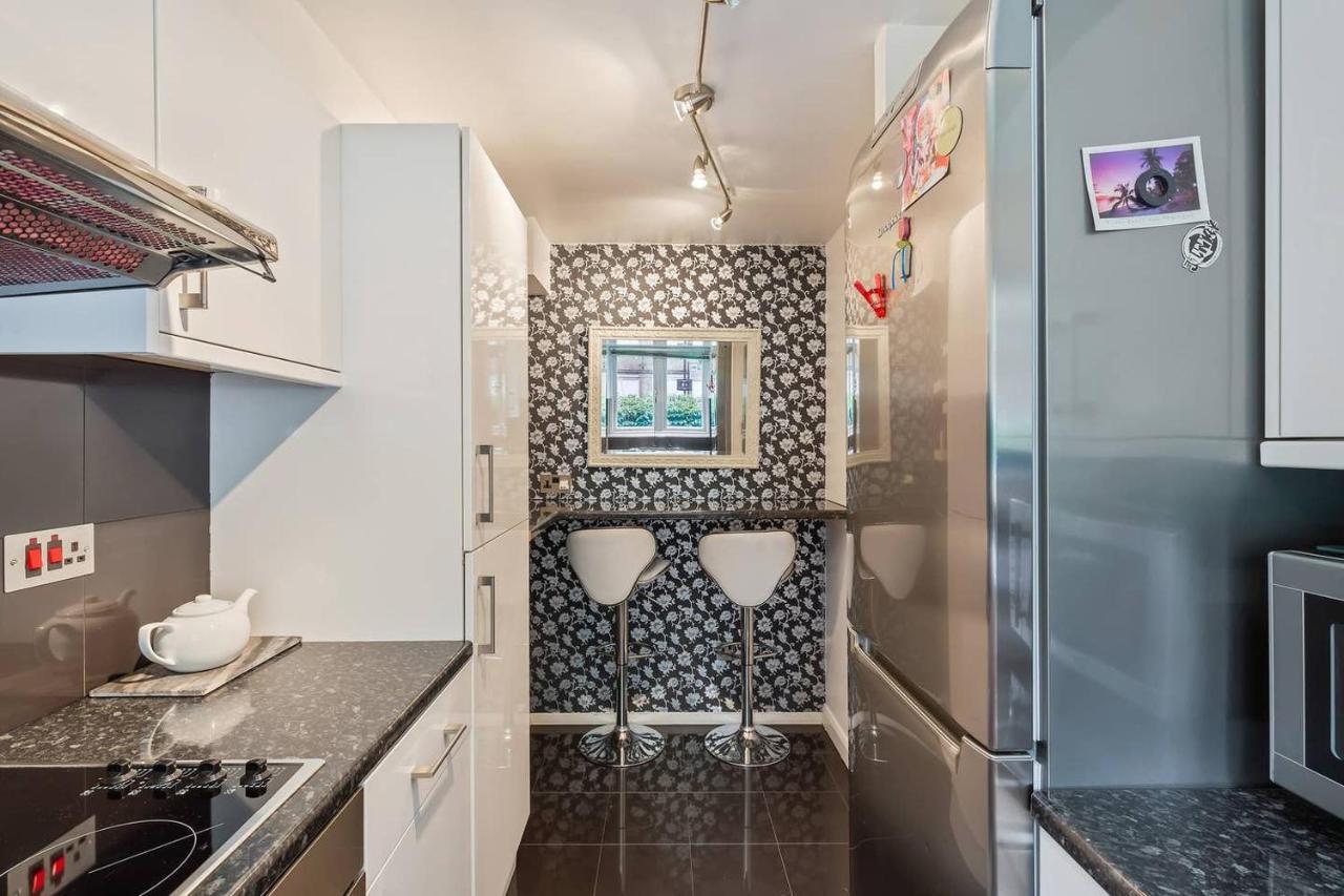 Beautiful And Cosy 2 Bedroom Flat London Exterior foto